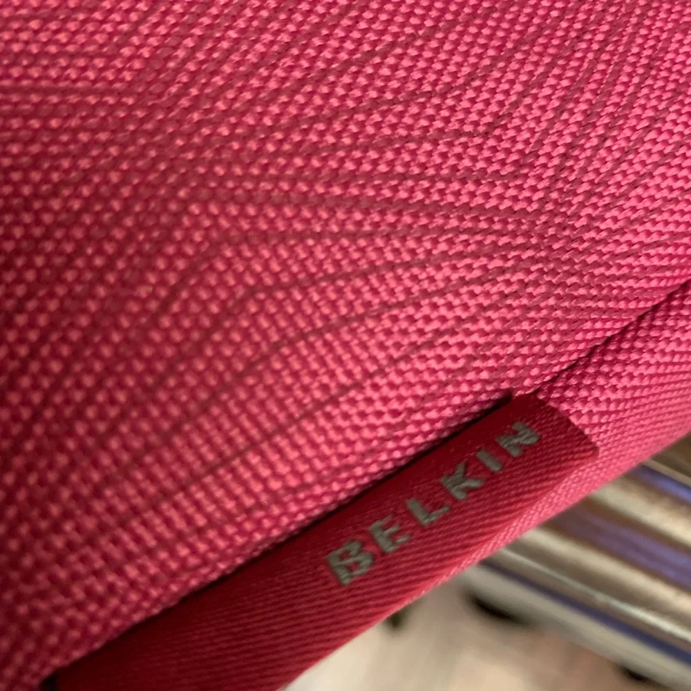 New Belkin laptop carrier